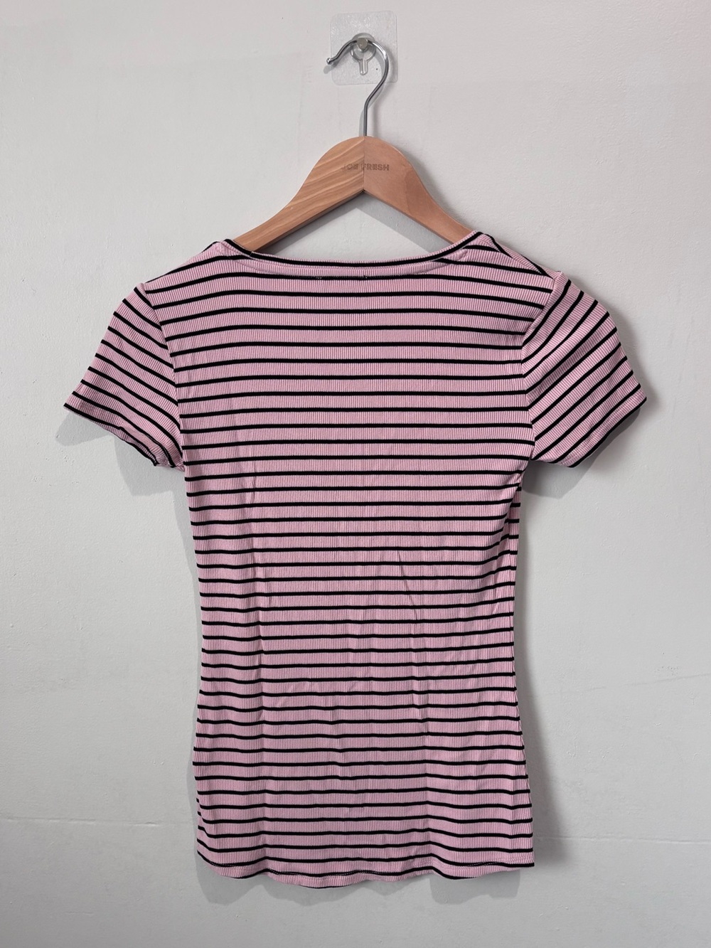 Le Château Striped Ribbed Tee | Pink & Black | Size XS | Excellent Condition - Picture 2 of 3